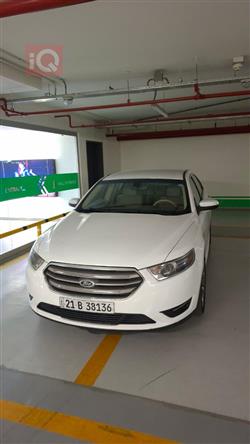 Ford Taurus